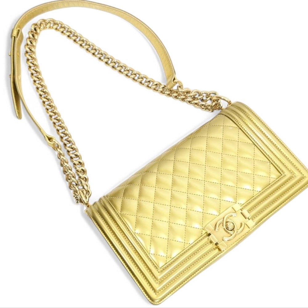 ✨️Super Rare Authentic Chanel Boy Flap Gold Quilted Patent Medium Bag - Picture 12 of 16